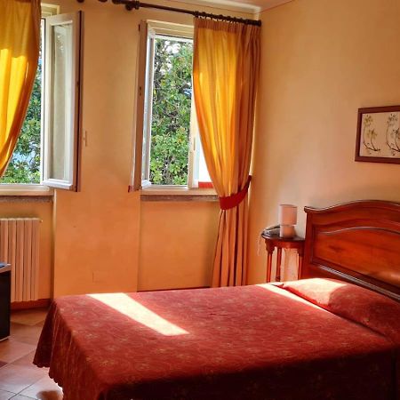 Hotel Aquadolce Verbania Bagian luar foto