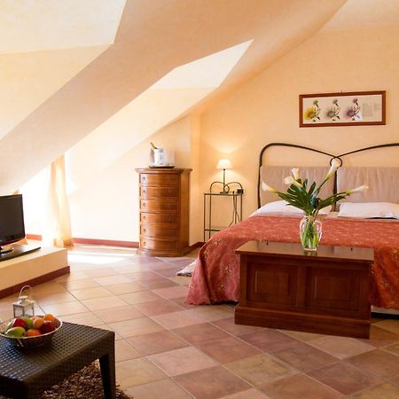 Hotel Aquadolce Verbania Bagian luar foto