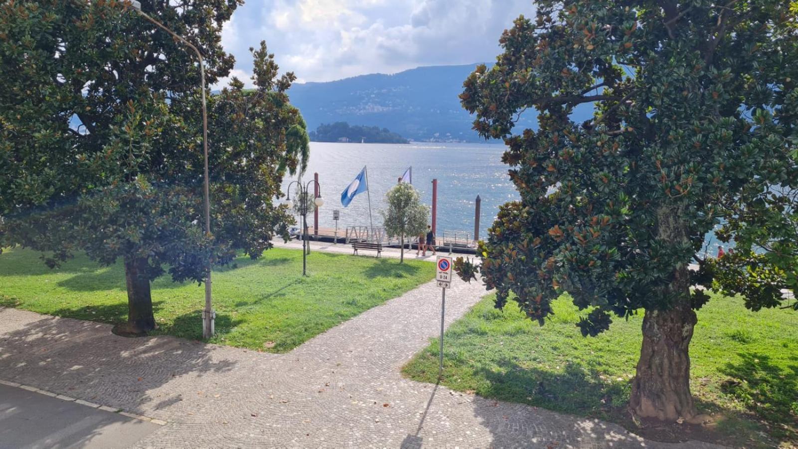 Hotel Aquadolce Verbania Ruang foto