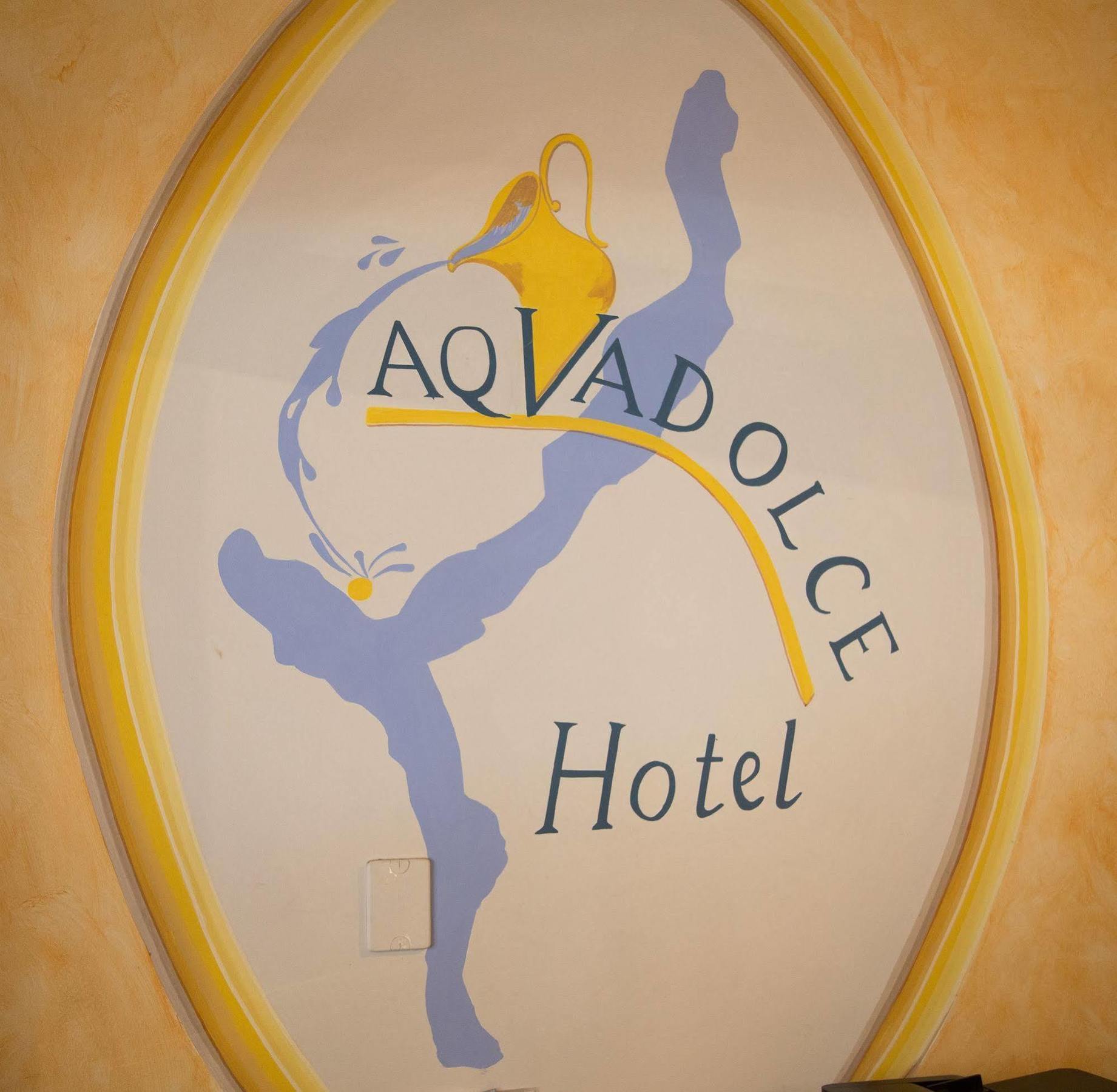 Hotel Aquadolce Verbania Bagian luar foto